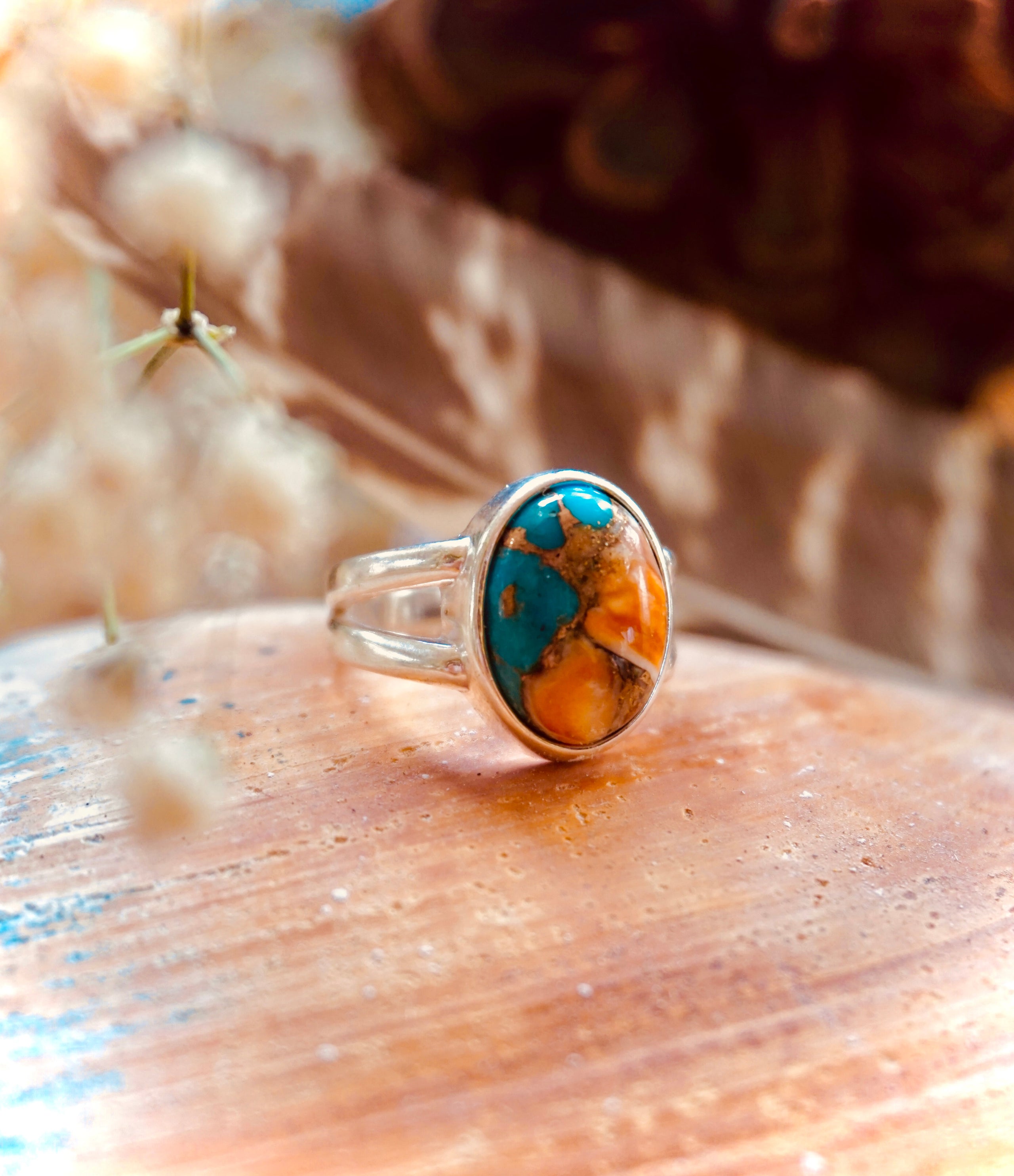 SPINY OYSTER TURQUOISE RING